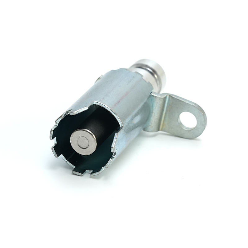 Lắp ráp lõi van sắt đóng dấu